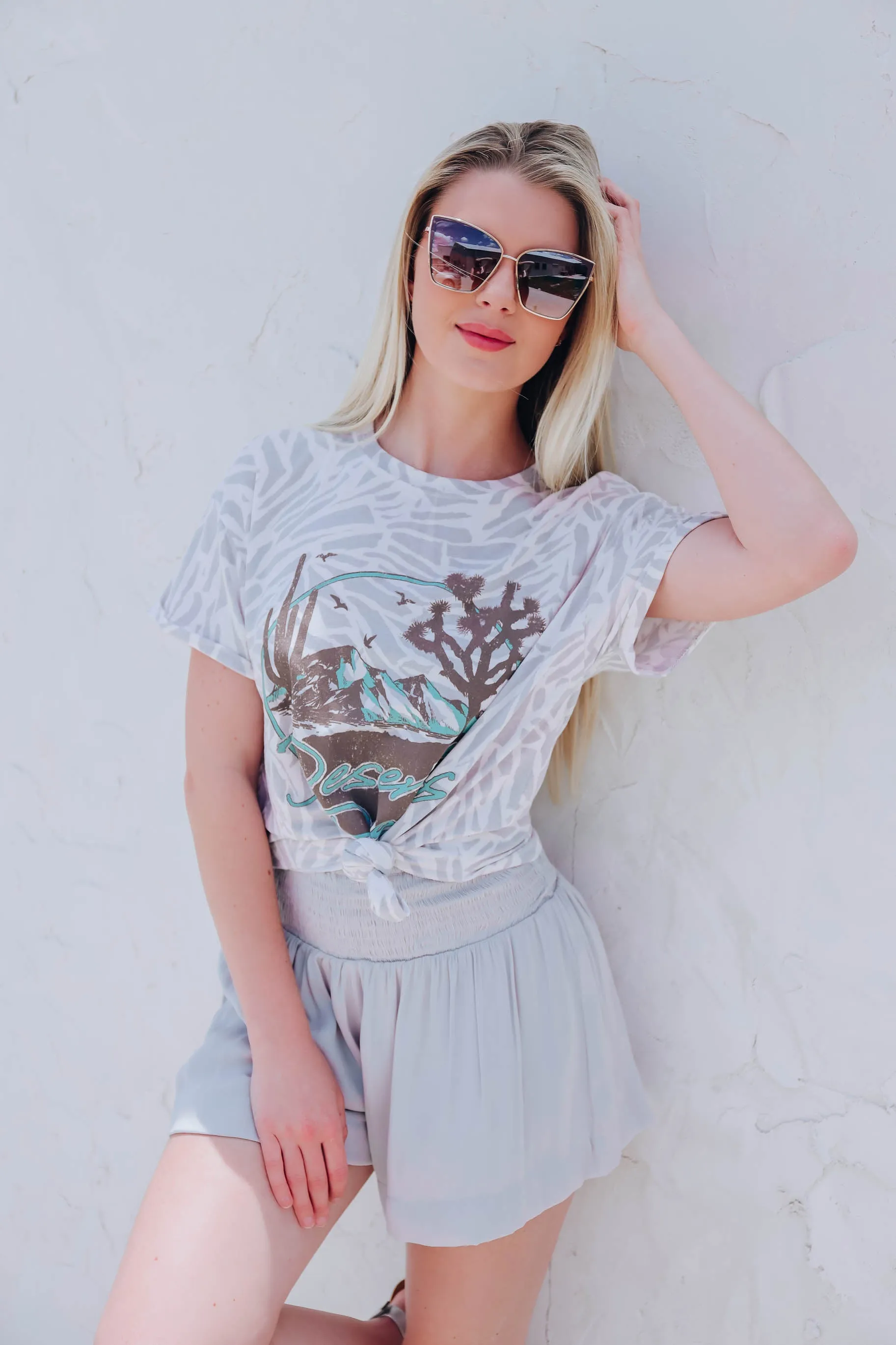 Desert Dreams Graphic Tee - Grey