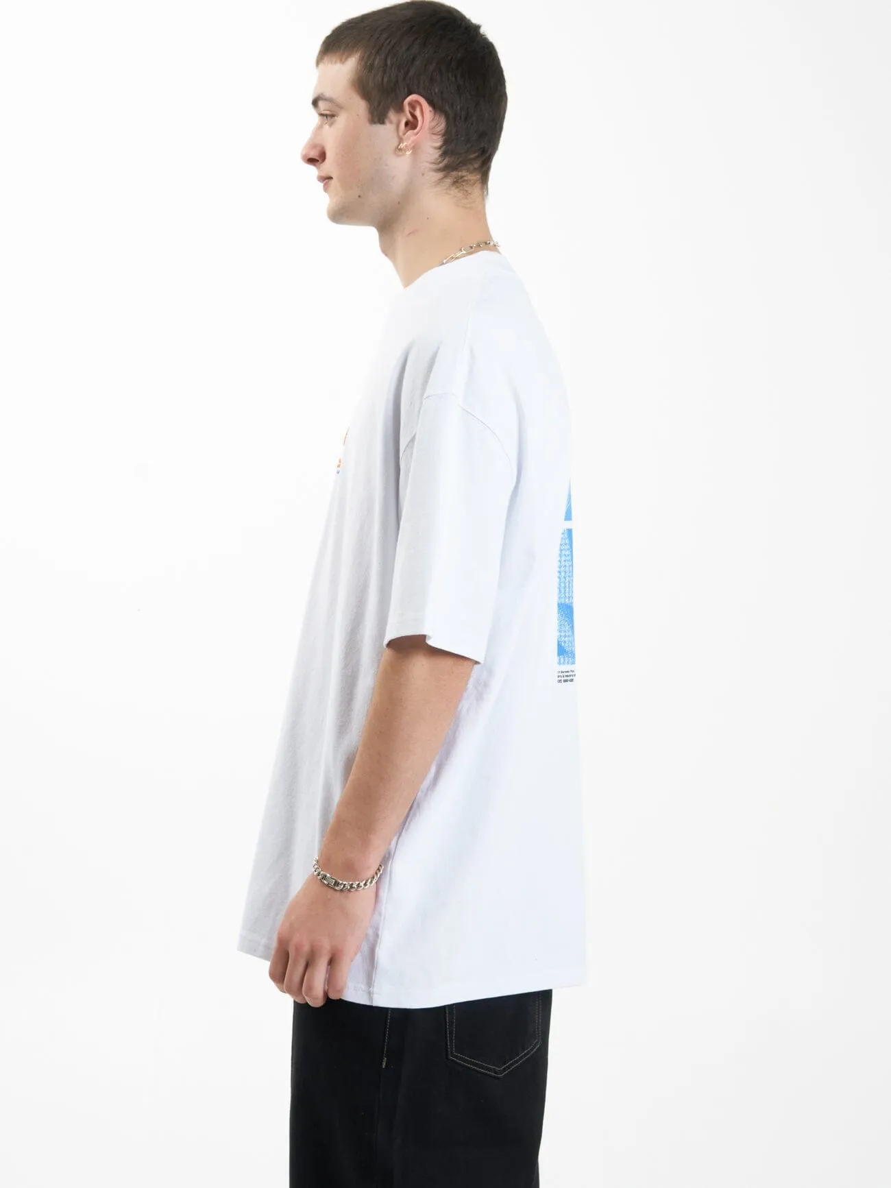 Earthdrone Box Fit Oversize Tee - White