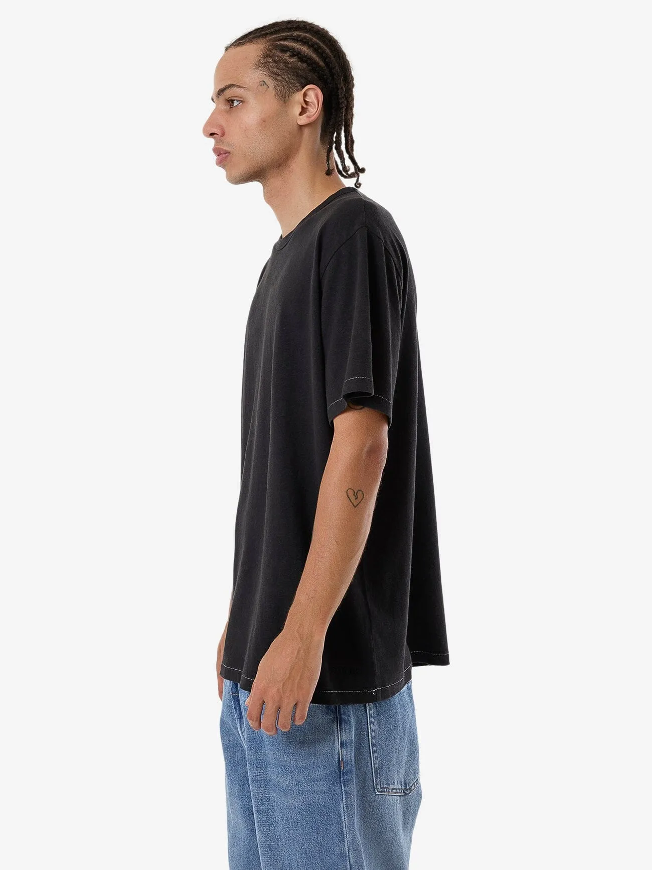 Hemp Thrills Embro Bind Merch Fit Tee - Black