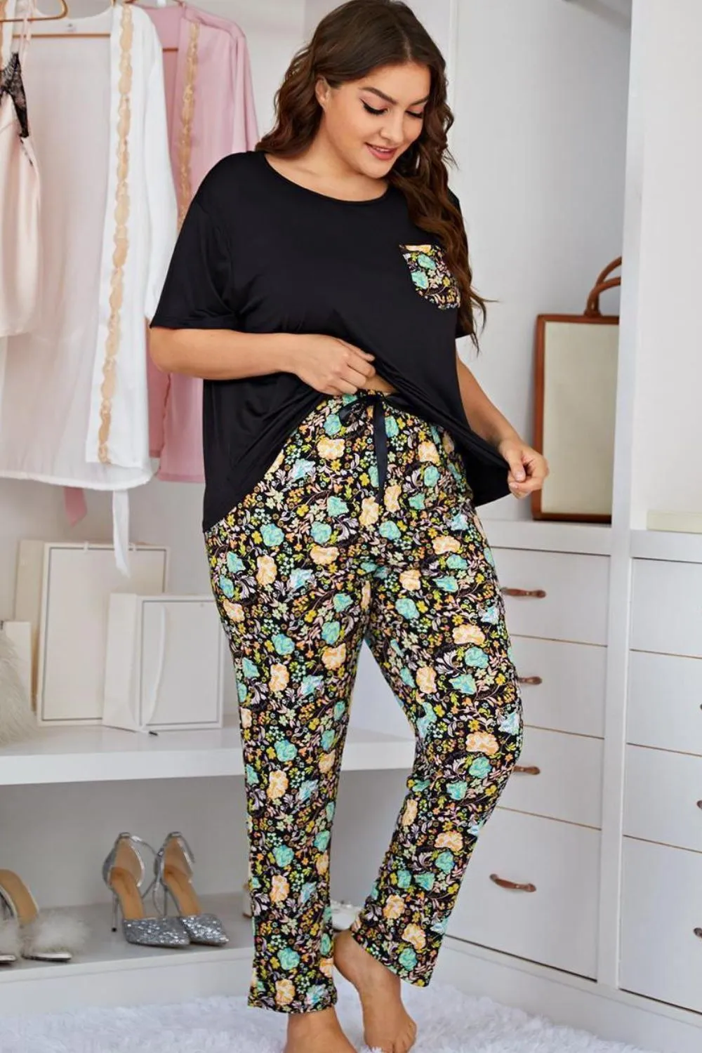 Plus Size Tee and Floral Pants Lounge Set