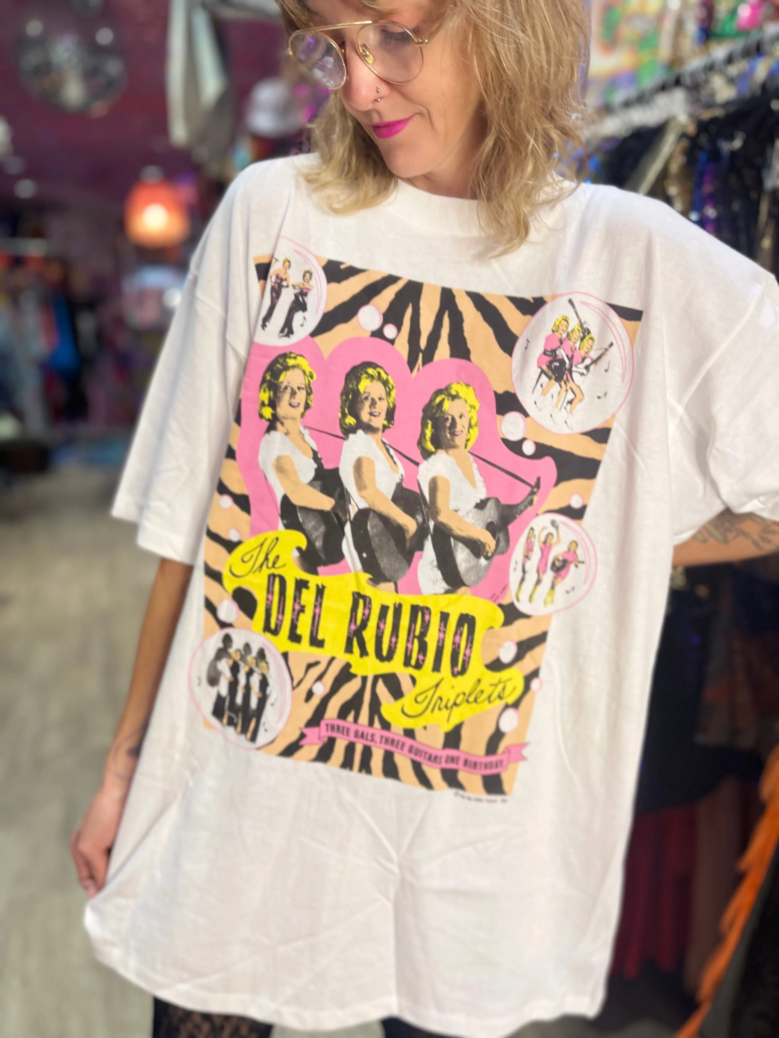 Vintage 1989 Del Rubio Triplets T-shirt